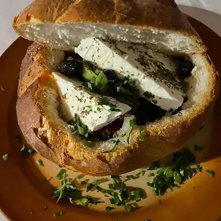 Tsigoura 3* Mikros Prinos